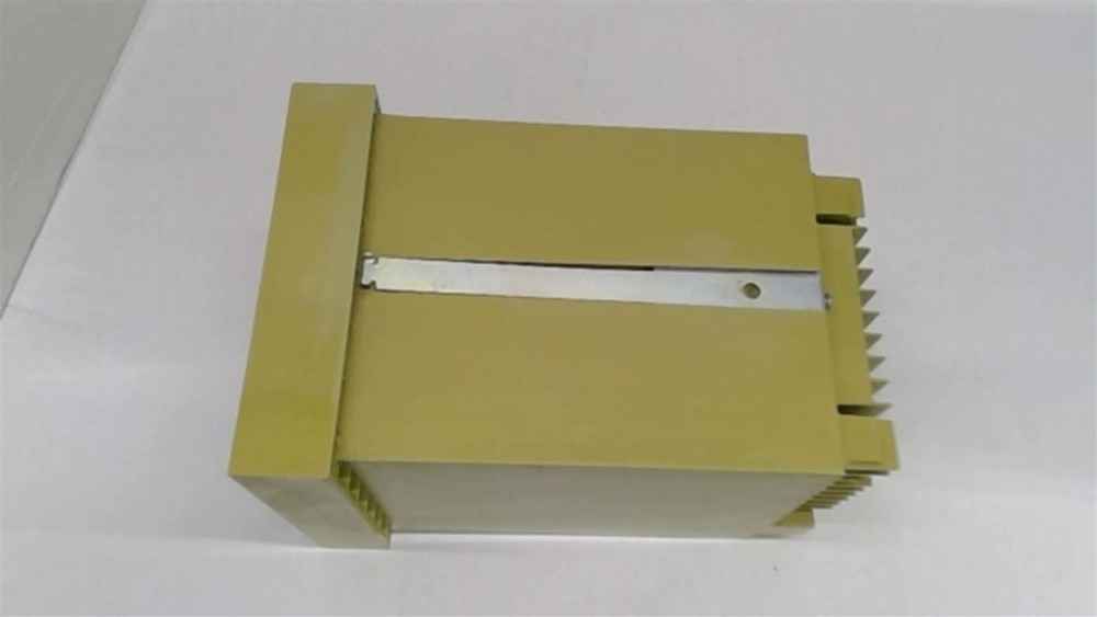 Barber-Colman 560 Temperature Controller