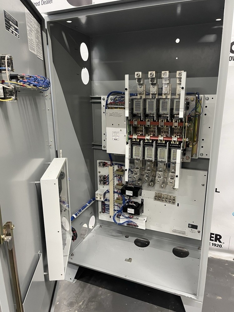800 Amp Caterpillar Automatic Transfer Switch - 277/480v 3 Phase 4-Pole
