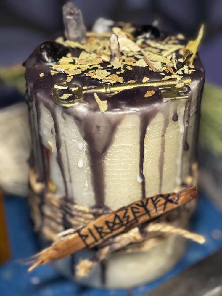 Ritual Rune Candle — Total Freedom