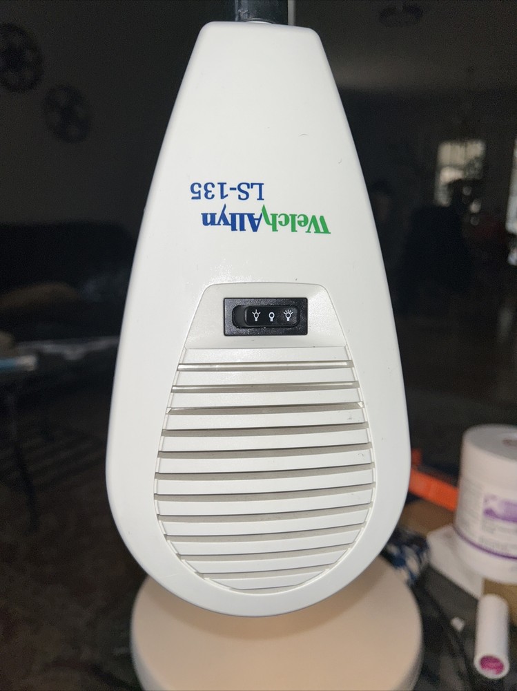 Welch Allyn LS-135 Medical exam light