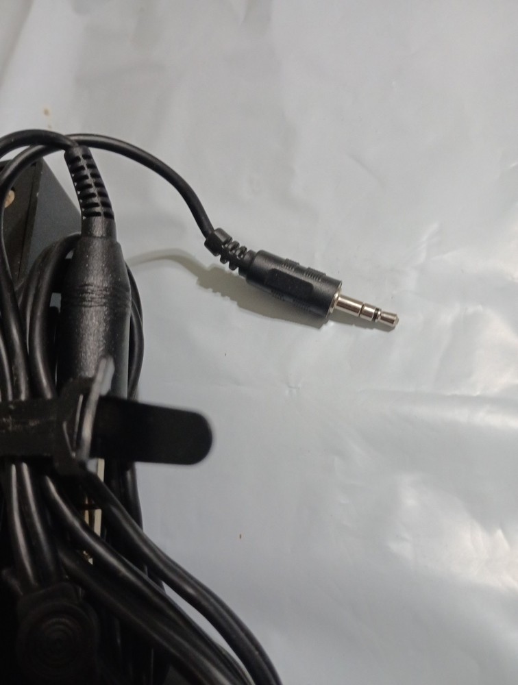 Demco 10 Output Headphone Splitter -BB