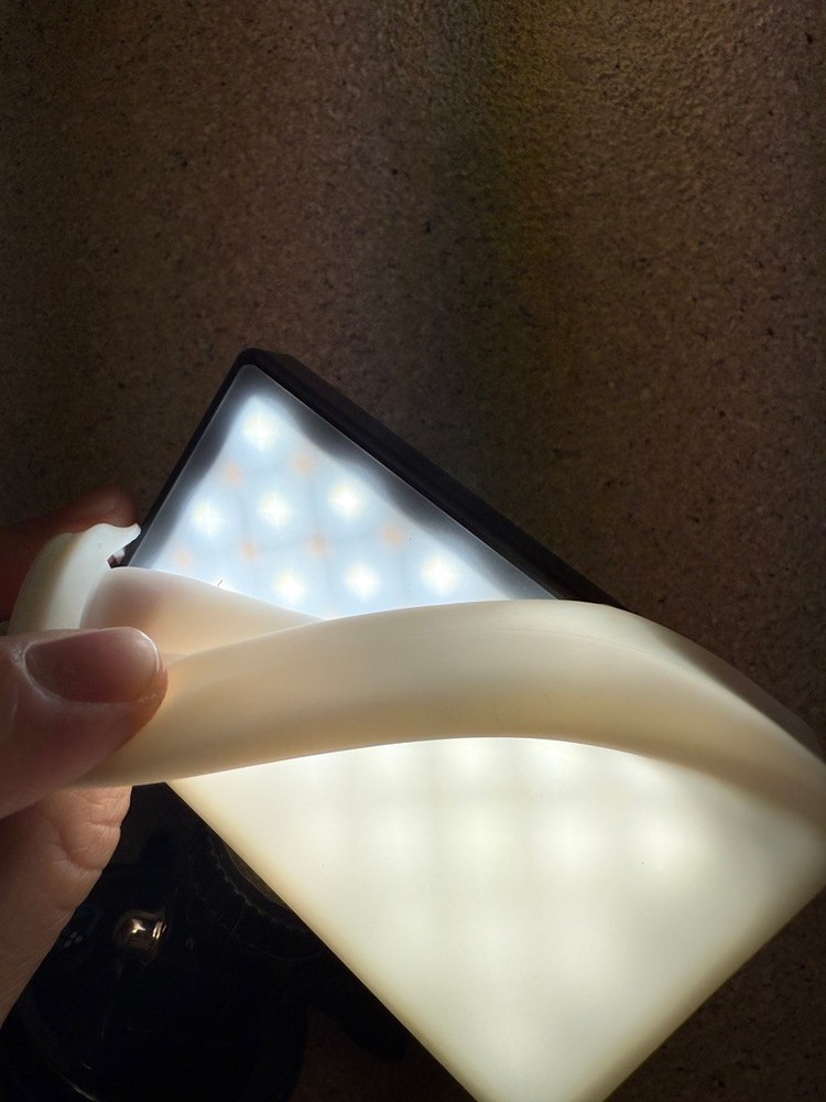 Lume Cube LC-PANELMINI1 5W Bicolor Panel Mini LED. WORKING