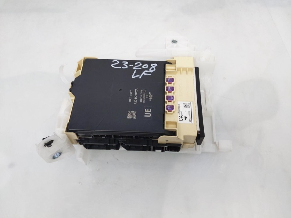 2019-2022 Toyota Avalon Multi Plex Network Computer Module Unit 89221-07150