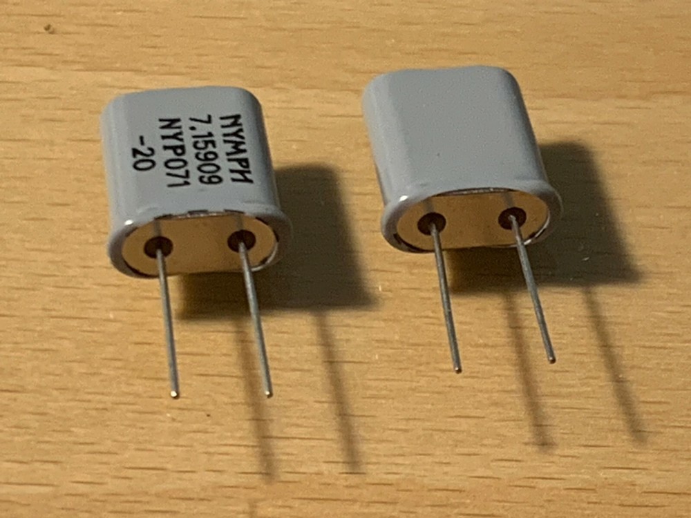 Oscillator 7.15909MHz crystal