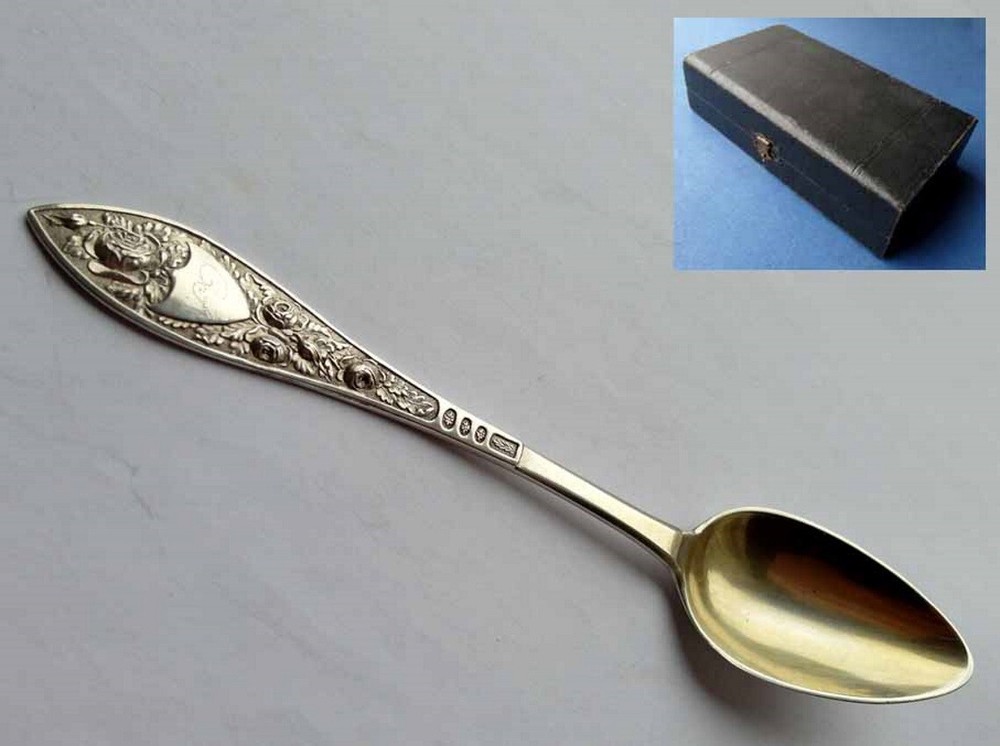 Set, 6 Large Tea Spoons, Roses, Silver, around 1820 E540