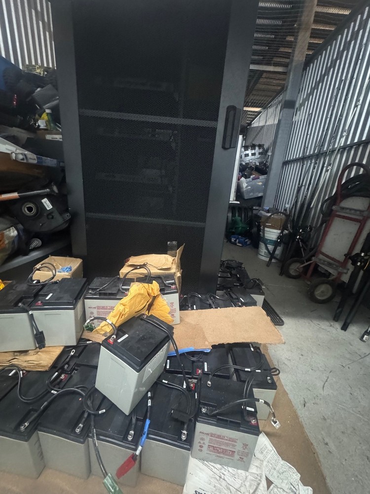 Emerson Network Power Liebert UPS (Uninterruptible Power Supply