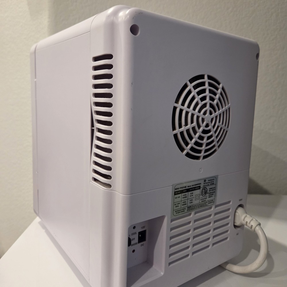 Kell Electronic USA Inc. Mini Fridge/Warmer, model K4108MRWH