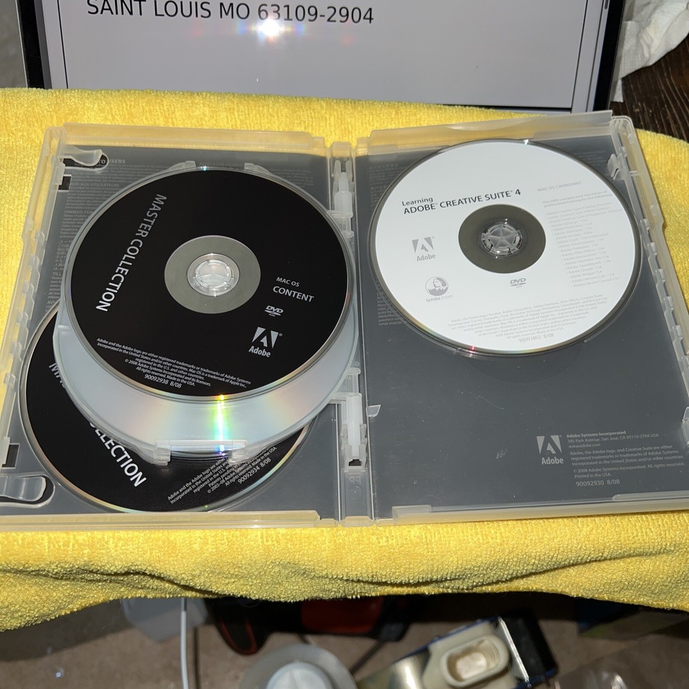 ADOBE CREATIVE SUITE 4 MASTER COLLECTION MAC 65023370 Pre-Owned