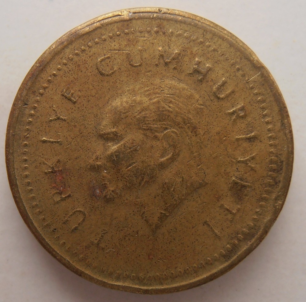 TURKEY 5000 LIRA 1995