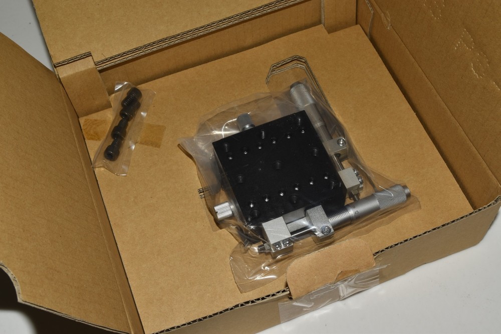 *LL* OptoSigma 65mm x 65 mm Linear Stage --New (SNF49)