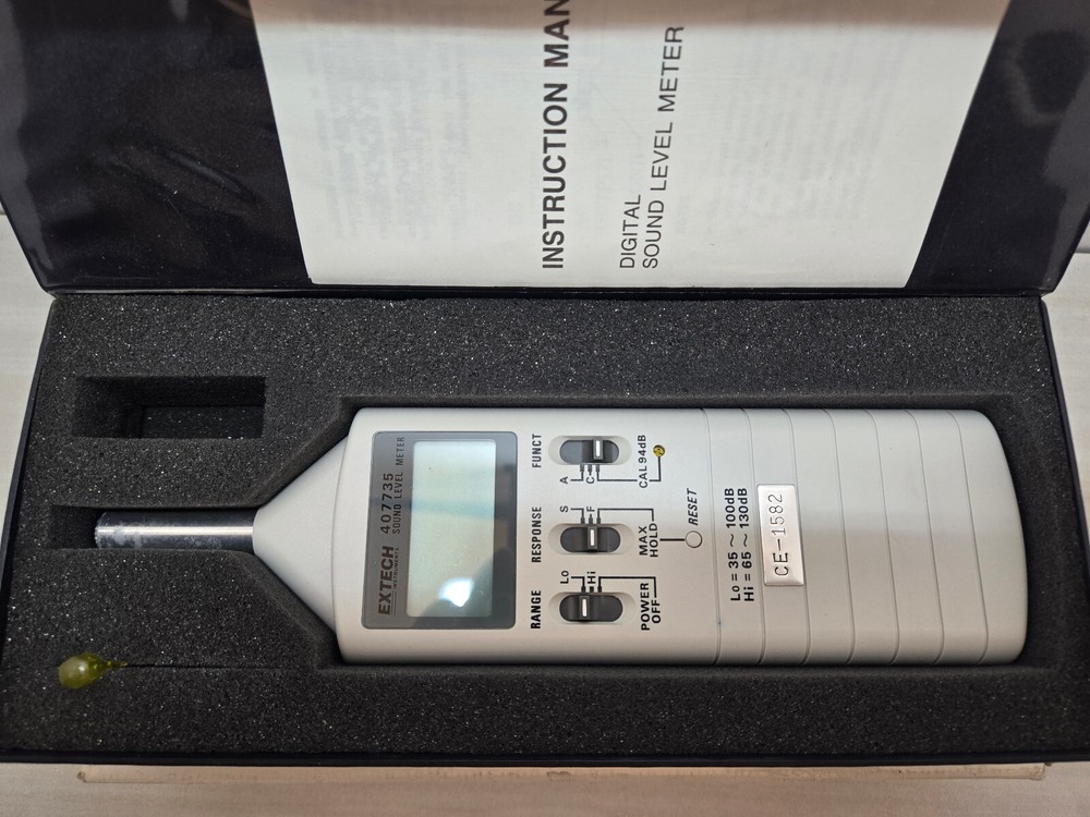 EXTECH 407735 DIGITAL SOUND LEVEL METER