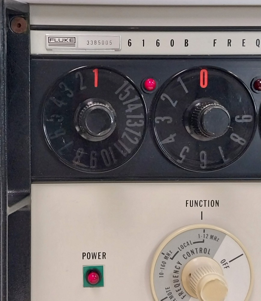 Fluke 6160B Frequency Synthesizer (S/N: 3385005) *Pulled from Working System*