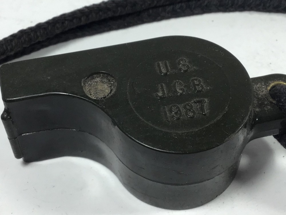 1987 US Army Plastic Whistle US JGB 1987   W2