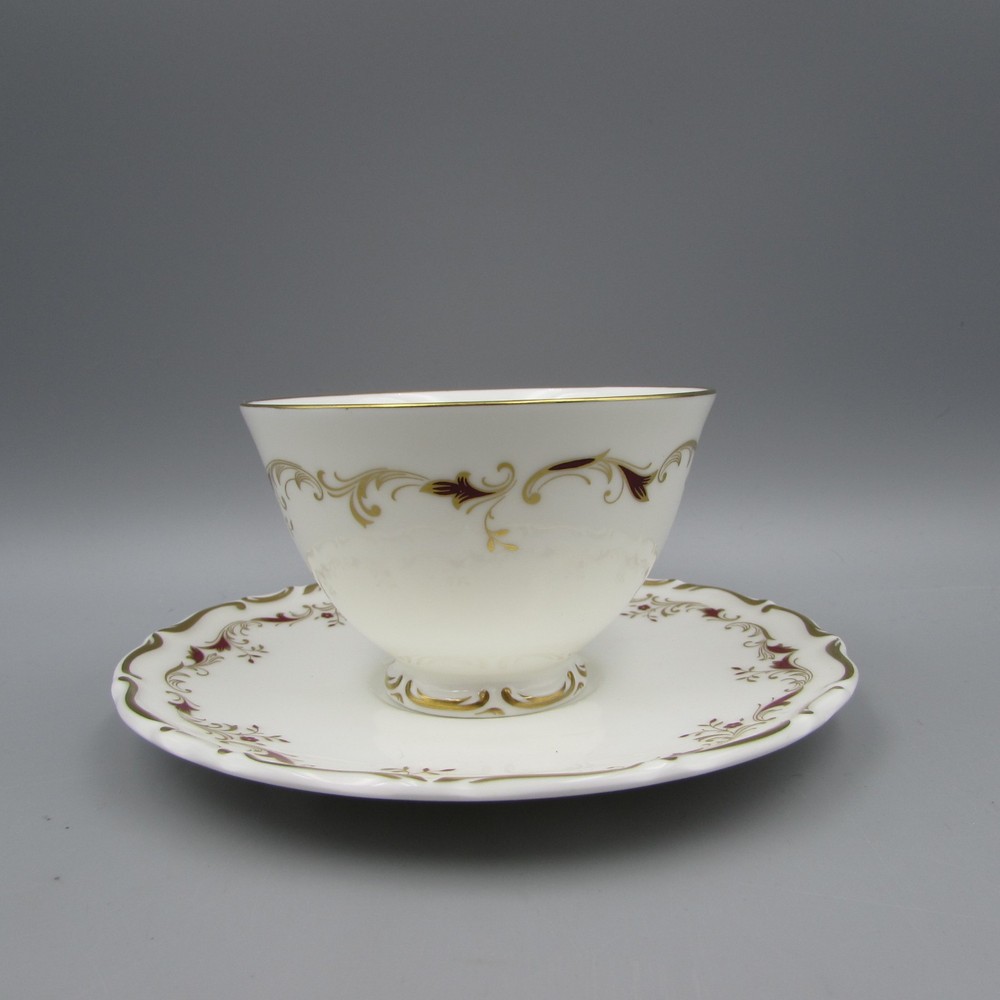 Royal Doulton Bone China STRASBOURG 5pc Place Setting
