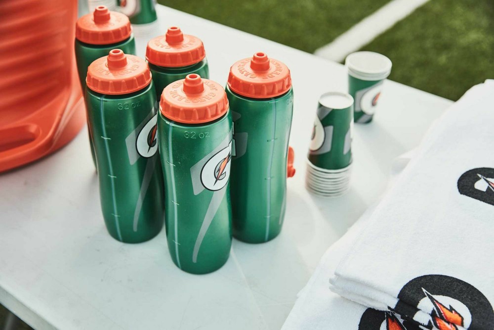 Gatorade Contour Squeeze Bottle 32 Oz, 2 Pack