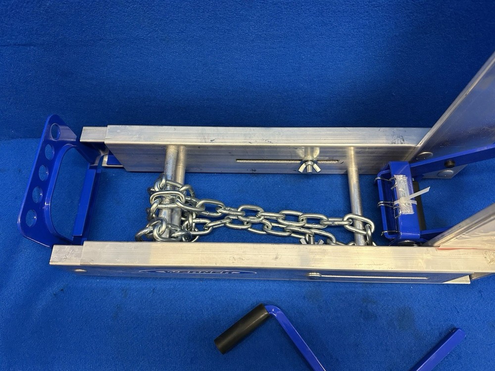 Werner PJ-100 Aluminum Pump Jack System