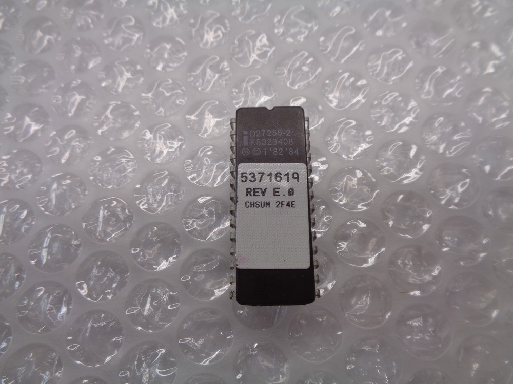 INTEL D27256-2 IC CHIP NSNP