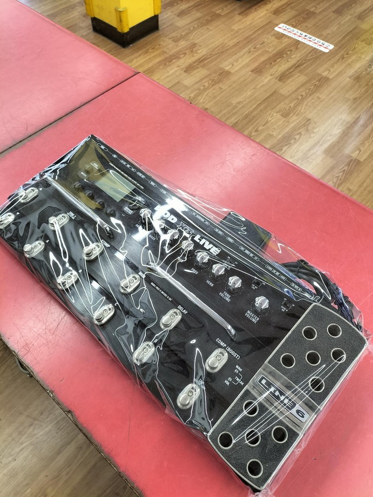 LINE 6 POD X3 LIVE multi-effector