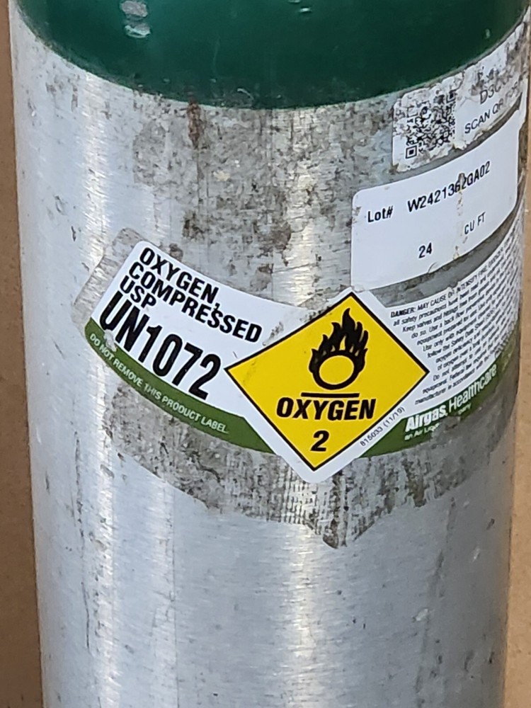 Medical Oxygen Tank Size E  Empty  UN 1072