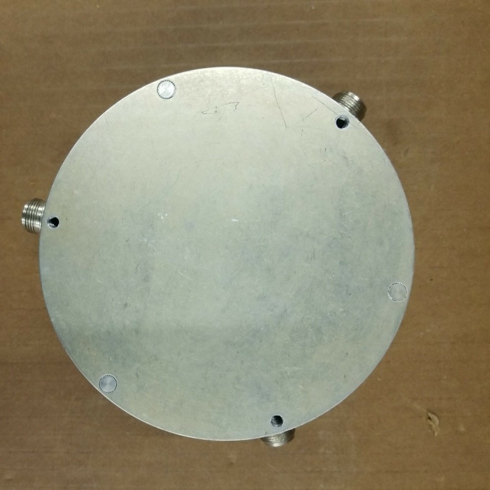 Connecticut Microwave 536-542 MHz Circulator