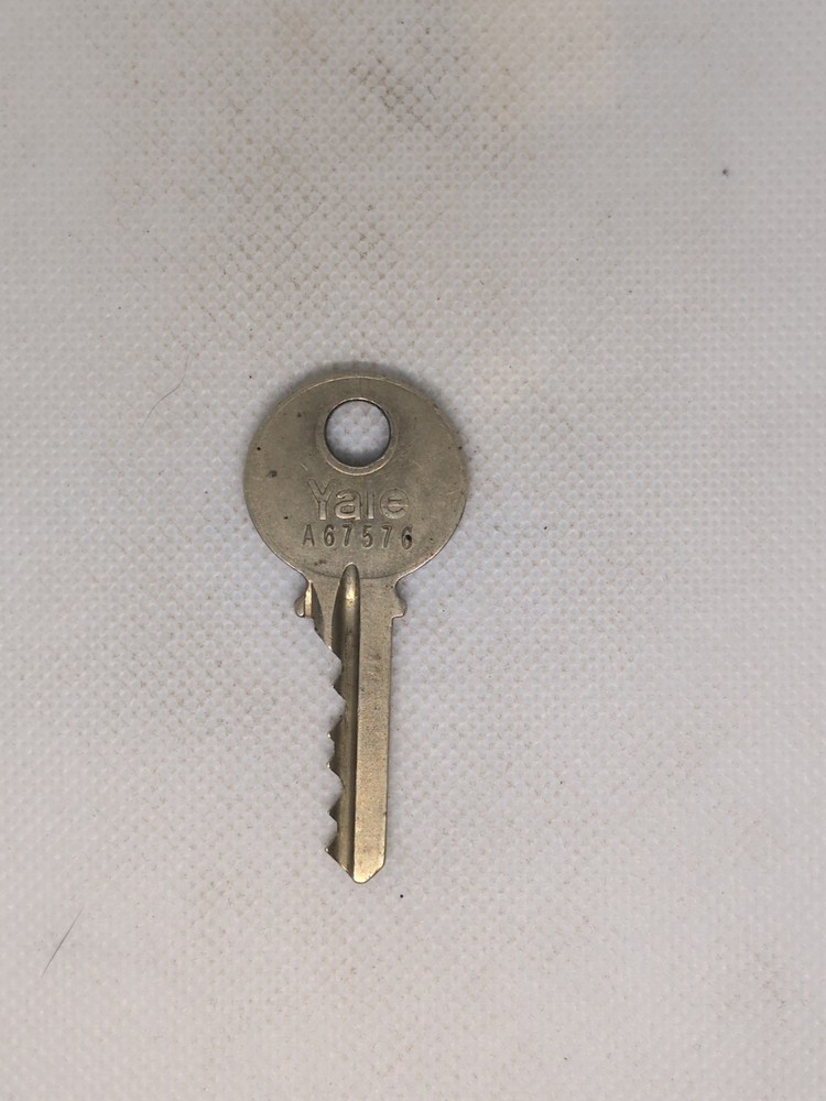 Yale Key A67576