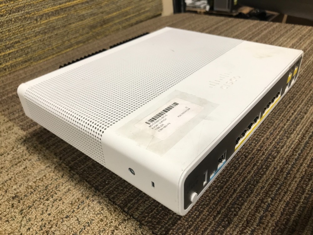 Cisco Catalyst 3560 Compact Network Switch (WS-C3560CG-8PC-S)