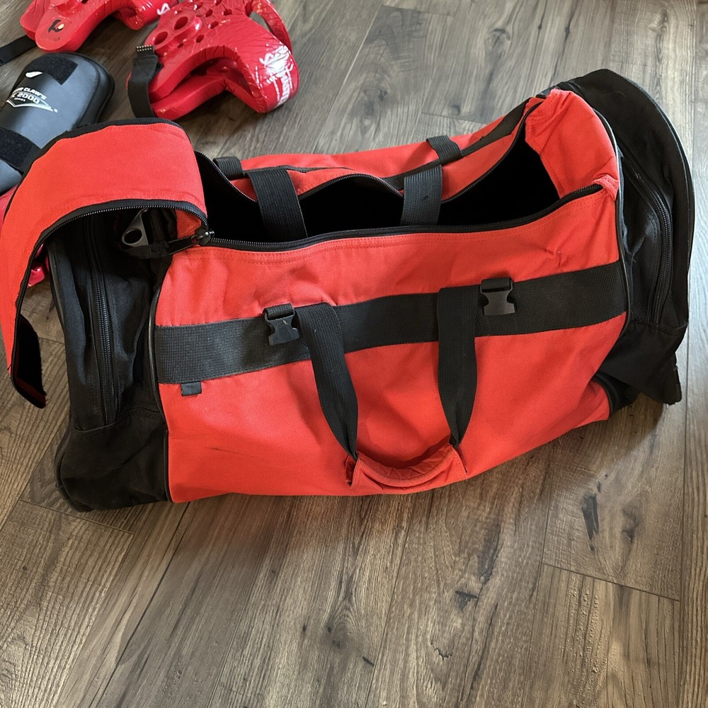 Tiger Claw Spinmaster Karate Sparring Gear And Bag Size Small