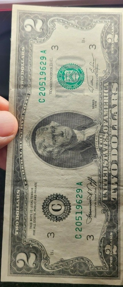 1976 $2 note alignment Shift over-inking error AU [almost uncirculated] folds
