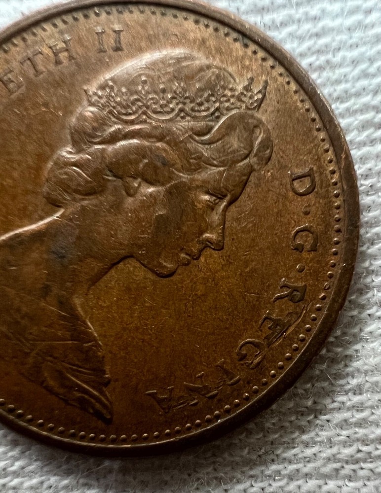 Strike Error - 1965 Canada 1 Cent - Pointed 5, Small Beads