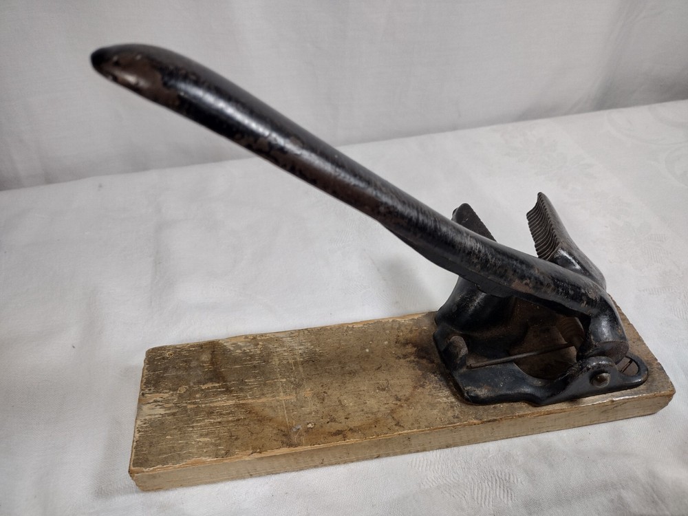 Vintage Nutcracker Lever Action Board /Wall Mount Cast Iron