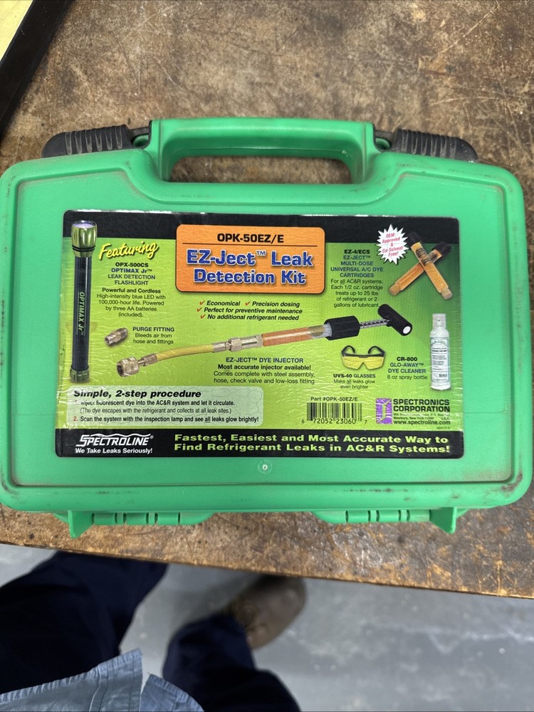 Spectroline OPK-40EZ/E Fluorescent Leak Detection Kit