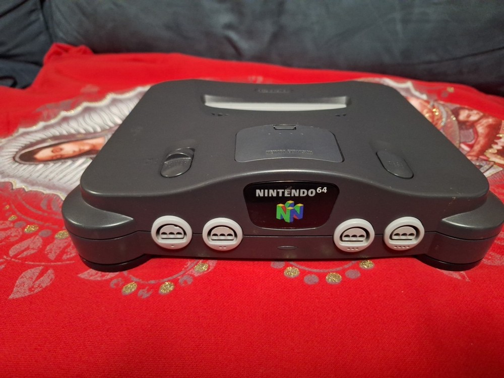 Nintendo 64 N64 System / Console Bundle + Cables + OEM Atomic silver Controller