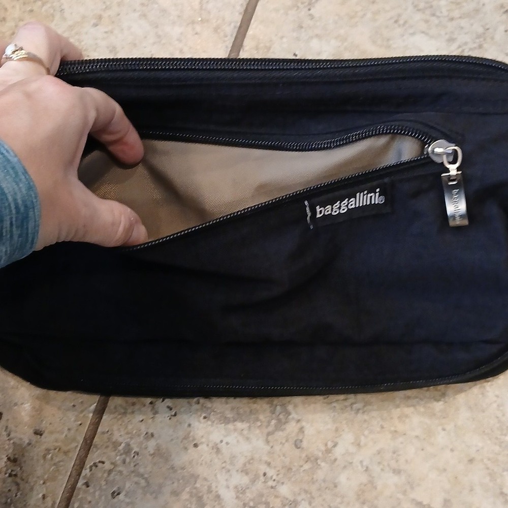 BAGGALLINI® Toiletry Kit – Travel