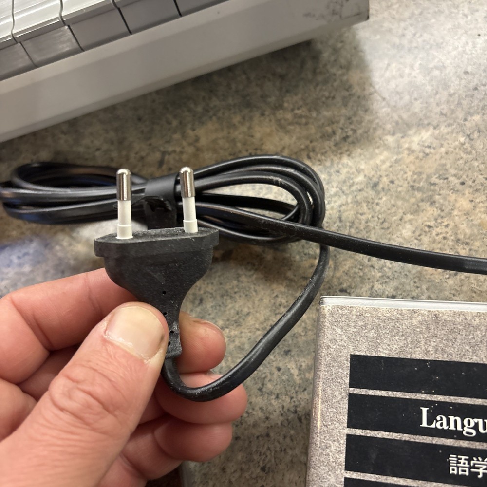 Philips AAC7000 Audio Active Comparative Language System Cassette Player 70's