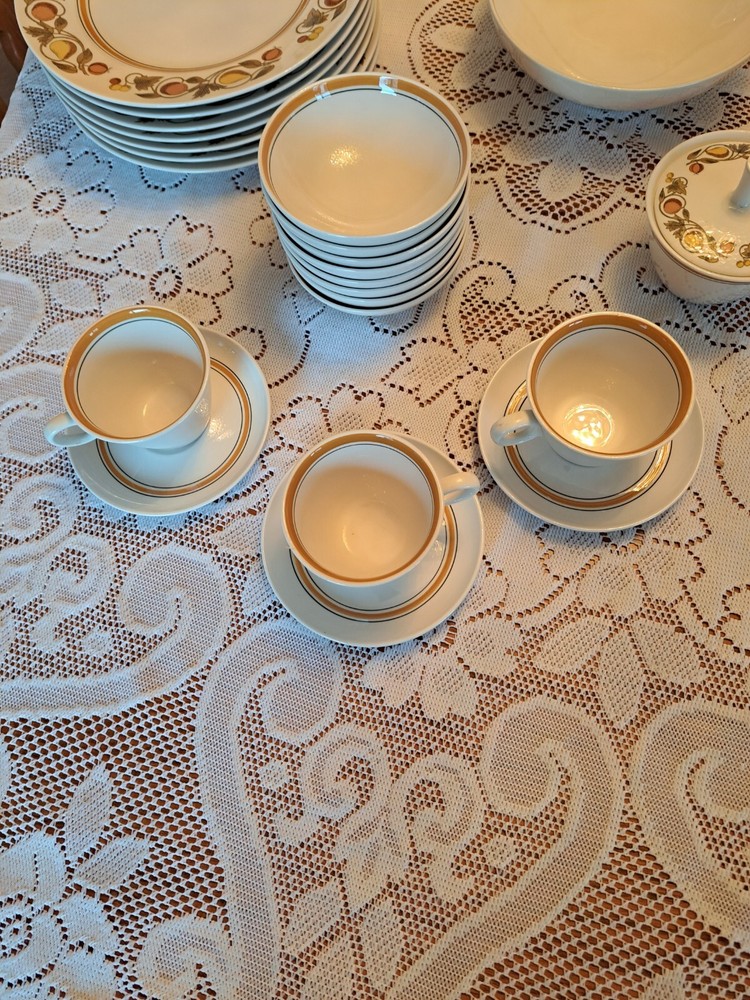 Franciscan Dinnerware Pickwick Pattern 42 Piece Grouping Ceramic Porcelain