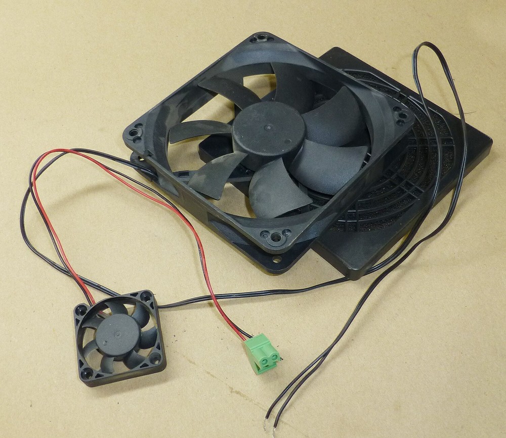 QIDI X-PLUS 3D printer fans and filter