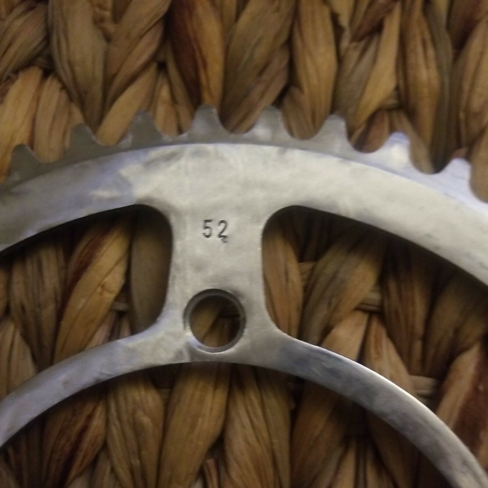 [tT] Vintage Unbranded Chainring 128BCD 52T