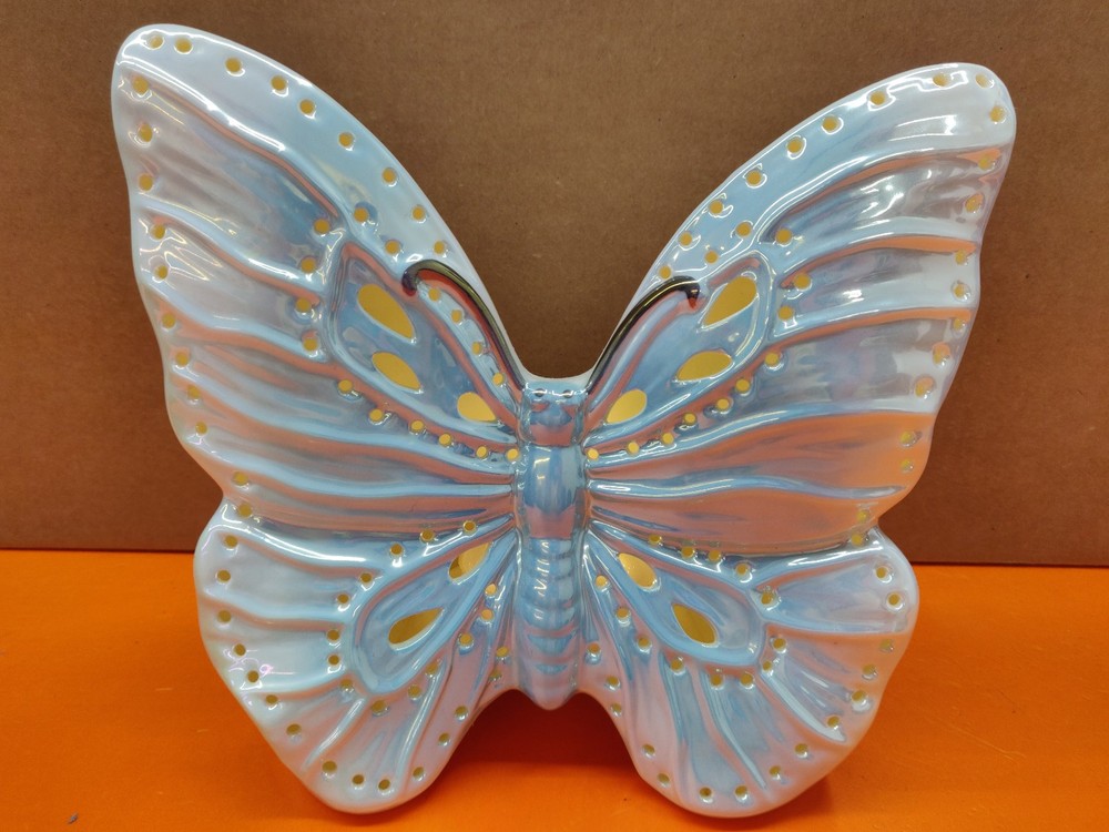⭐️⭐️⭐️⭐️⭐️ Pearlescent Ceramic Lighted Butterfly Desk Night Light Decor