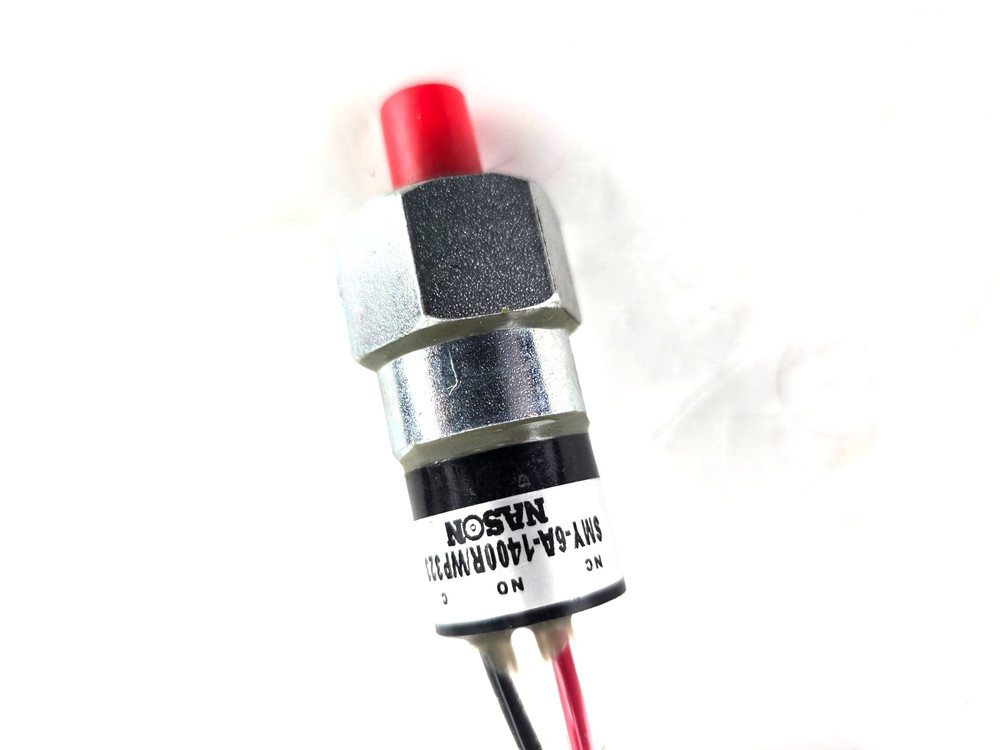 JLG Skytrak Pressure Switch 8223525