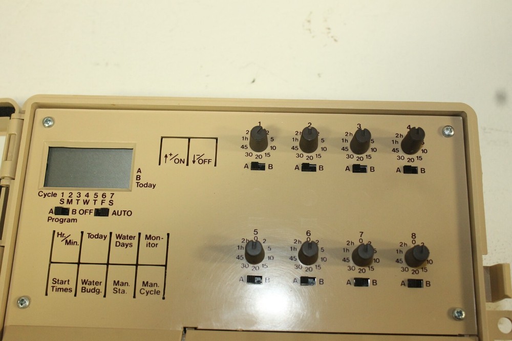 RainBird Automatic Sprinkler Controller HP 8