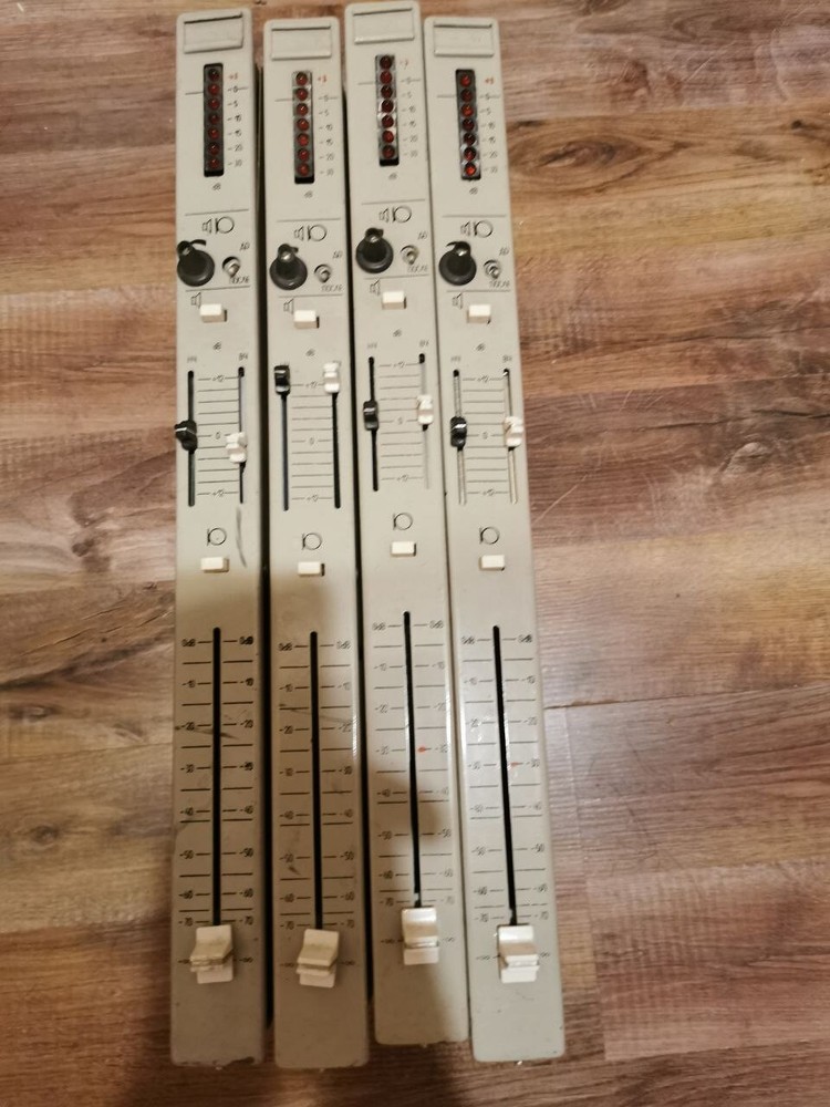 LOMO 100K line preamp