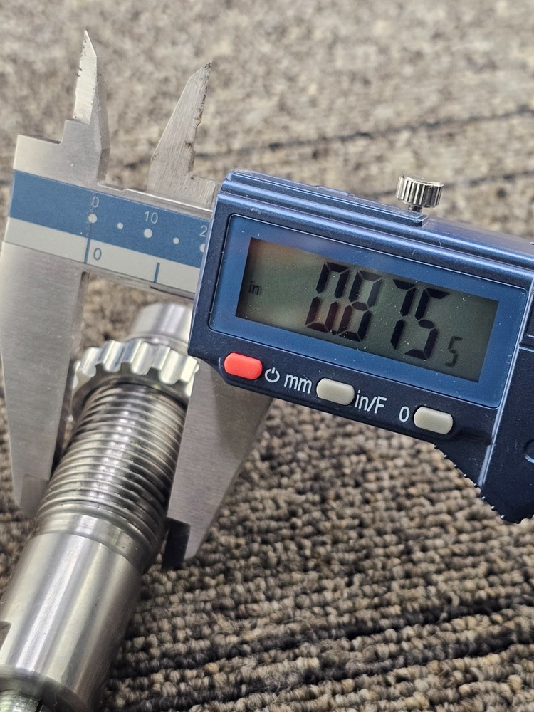LEE LEE-DECAP-D5: Universal Heavy Duty Decapping Die Replacement