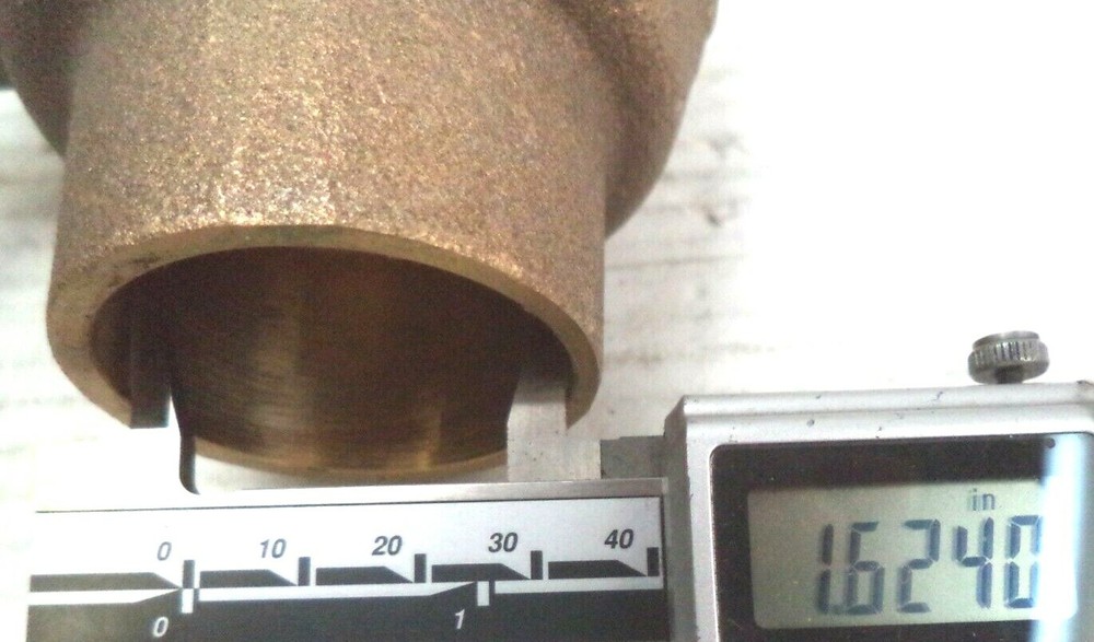 Watts 1-1/2 inch Emergency Depressurization Bronze Ball Solder Valve pn B6081