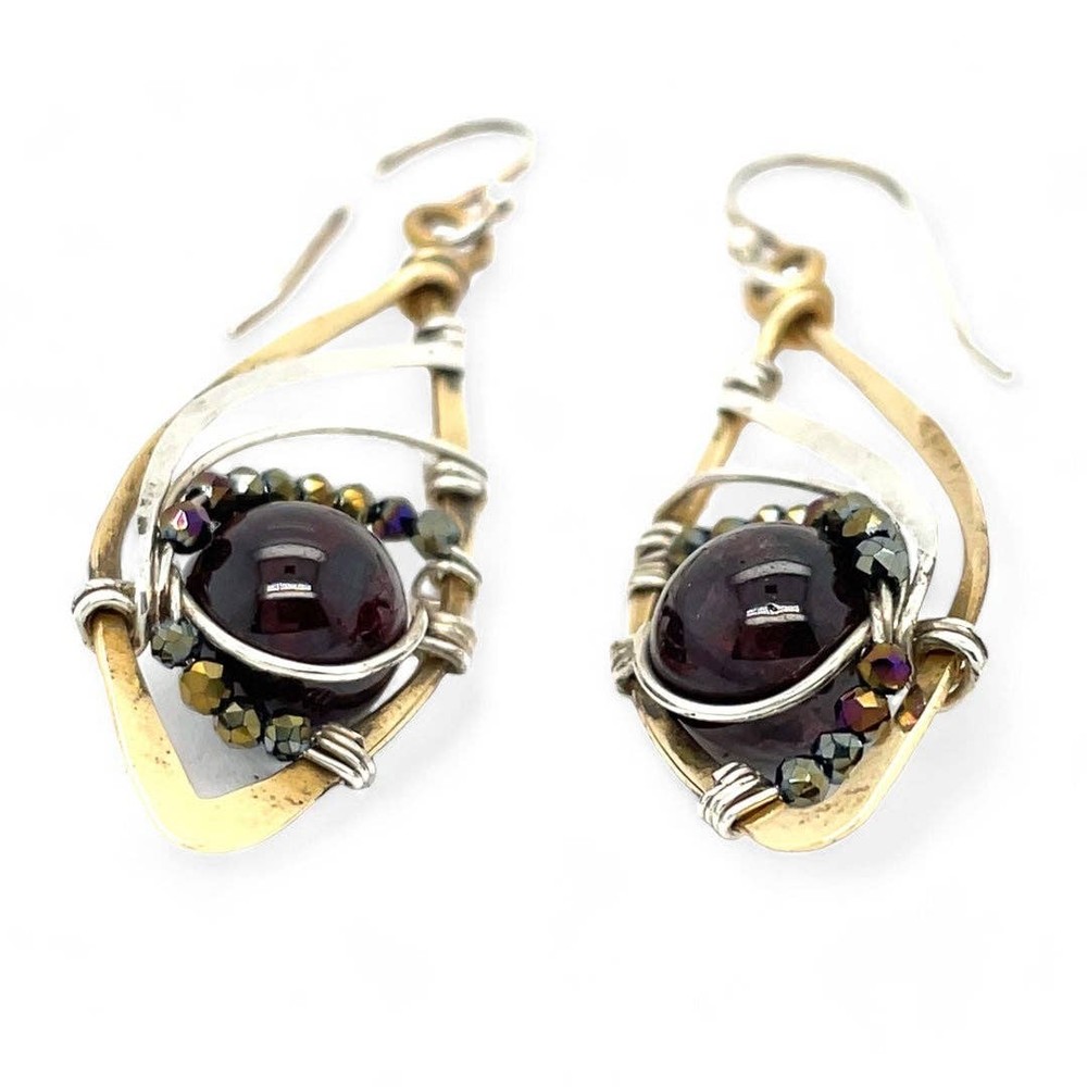 Garnet Royalty Earrings E82612