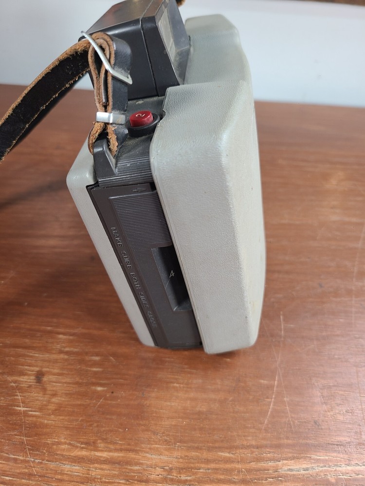 Polaroid Land Camera Automatic 125 Folding *Vintage 1965* w/ Strap