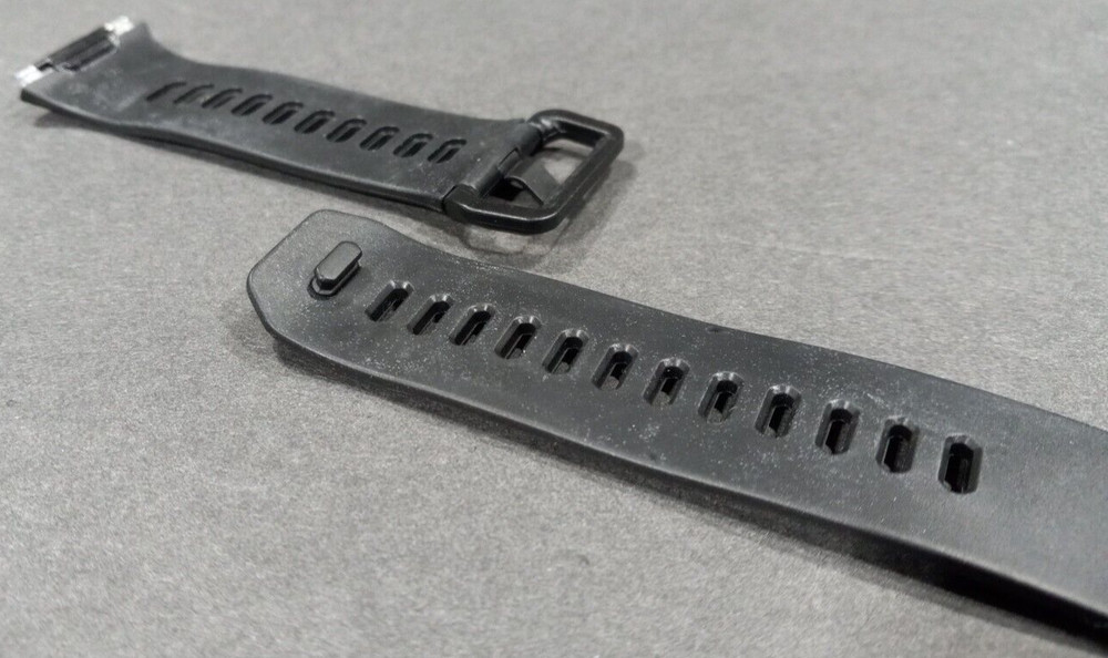 Replacement Silicone Classic Band Strap Wristband For Fitbit Ionic Watch L-NIP