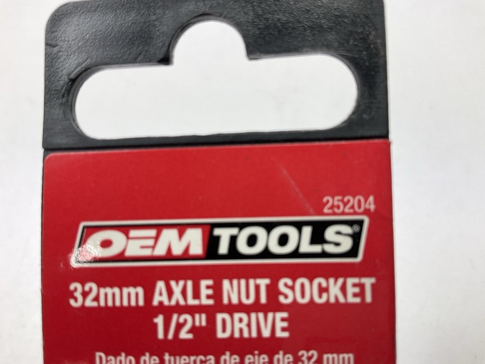 OEM Tools 25204 1/2" (32mm) Axle Drive Nut Socket