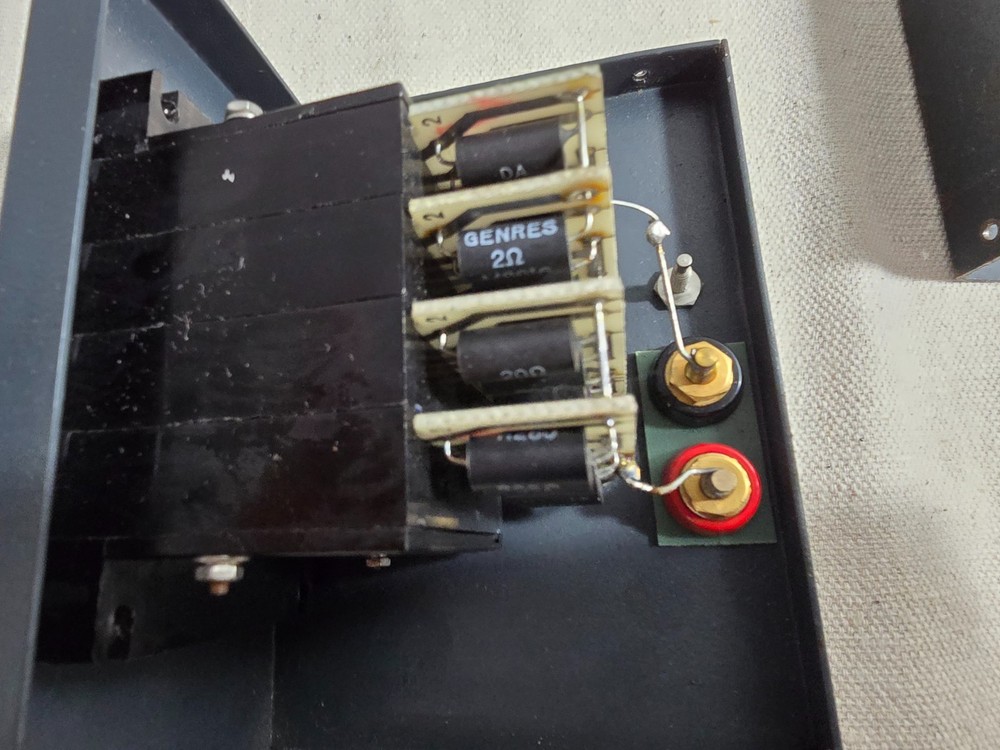 General Resistance Dial-An-Ohm Resistor Box Model DA 42-3, 4 Steps