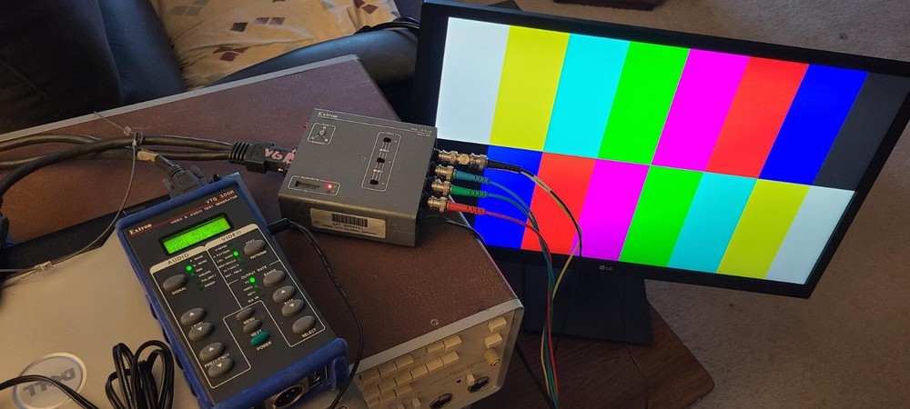 Extron RGB 118 Plus Computer-Video interface