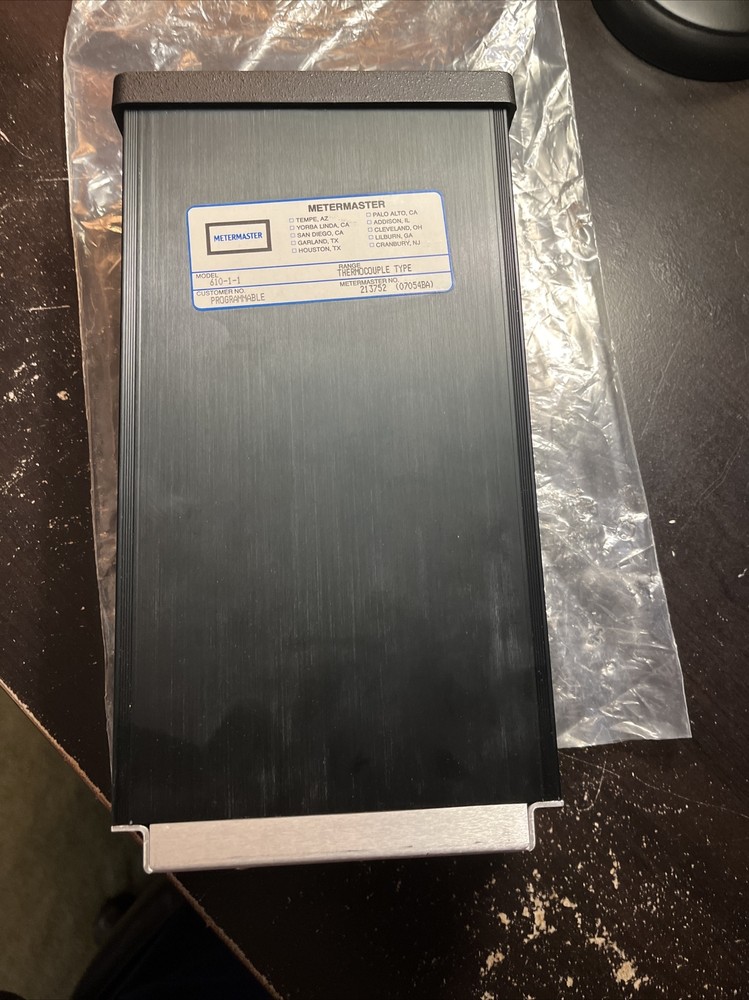 WAVETEK MODEL 610-1-1 FREQUENCY 90-132VAC PROGRAMMABLE THERMOCOUPLE TYPE